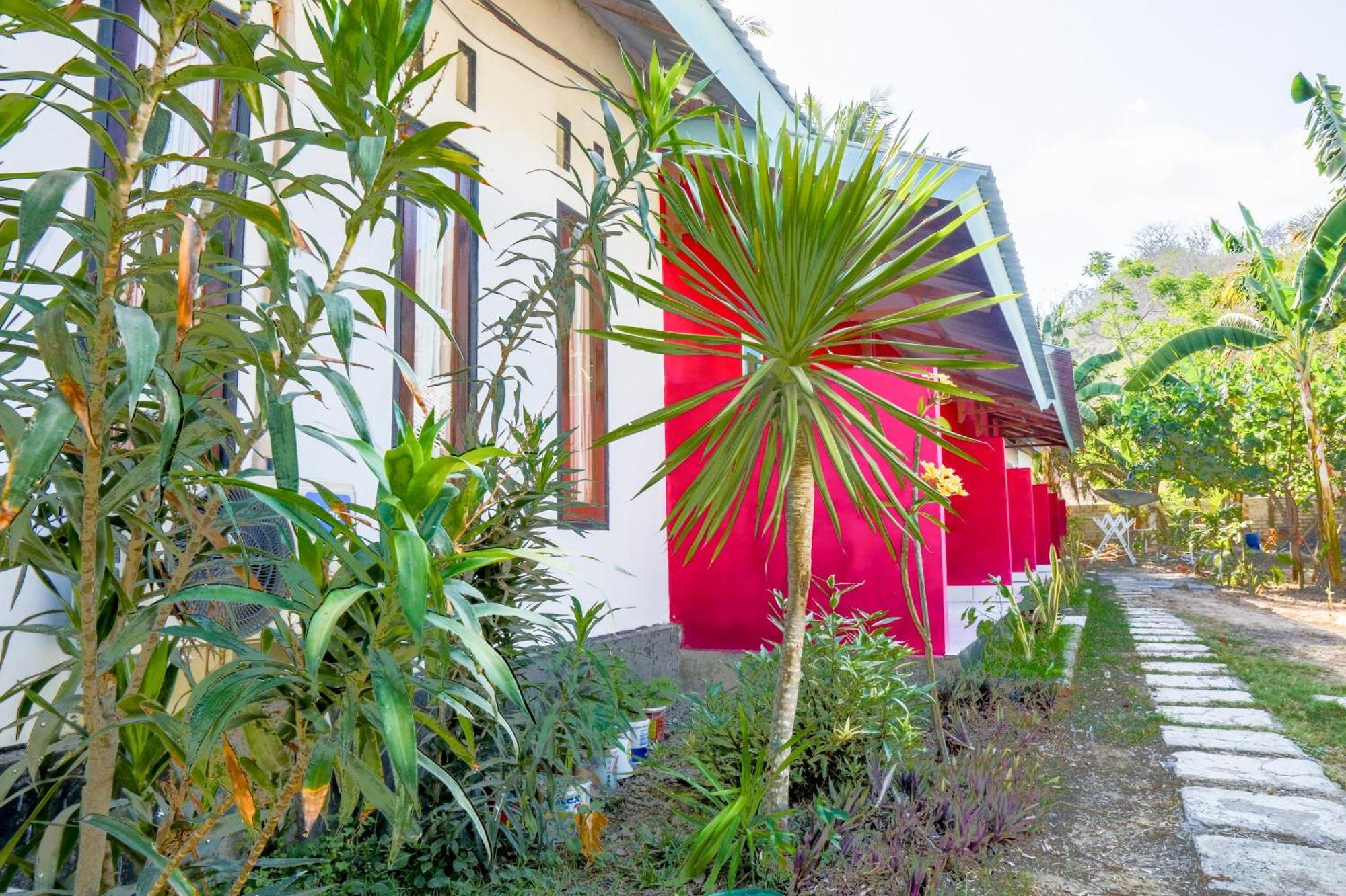 Oyo 1662 Zury Homestay Kuta  Exteriér fotografie